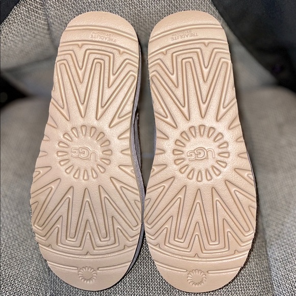 UGG Classic Short II Boots - Woman’s Brand NEW - Picture 8 of 9